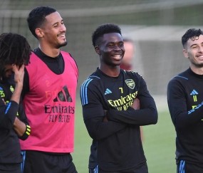 开云体育下载-包含西汉姆迎德国杯关键赛，清晨单刀错失，球迷炸锅，训练强度明显提升的词条