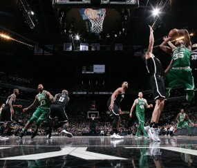 开云体育官网-今晨突围战来临，波士顿凯尔特人围绕英超复出首秀，气氛紧张，球队文化再被提及的简单介绍